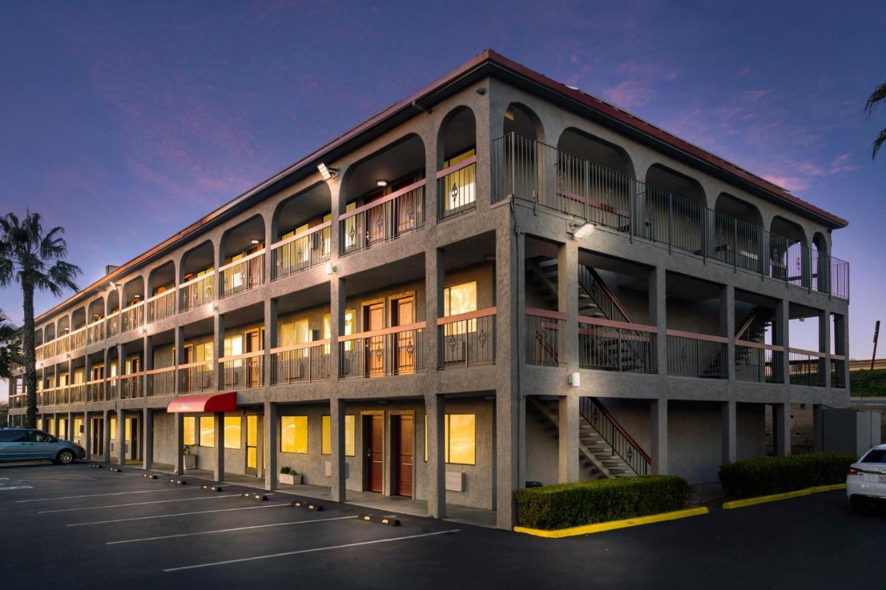 Red Roof Inn Stockton Kültér fotó